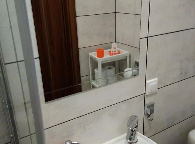 Wieckowskiego Apartment *